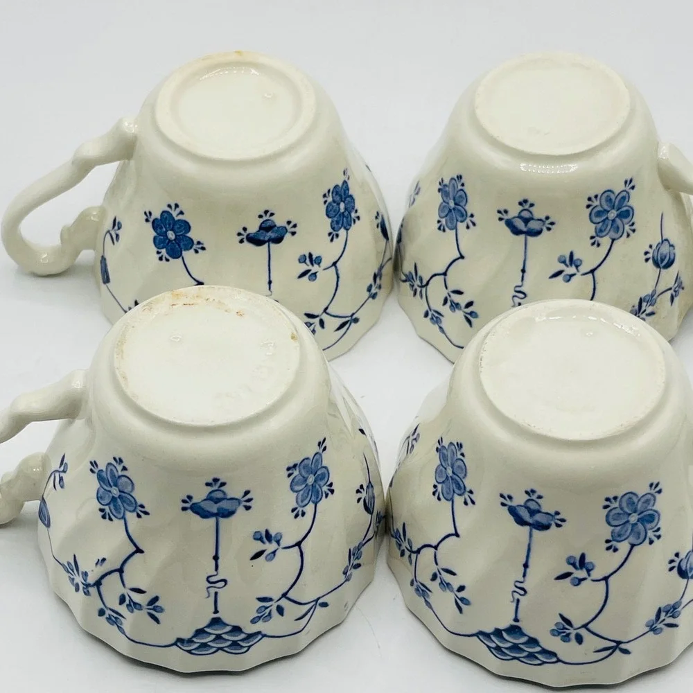 Vintage Blue and White Floral Tea Cups Set of 4 Scalloped Fluted Rim Chipped